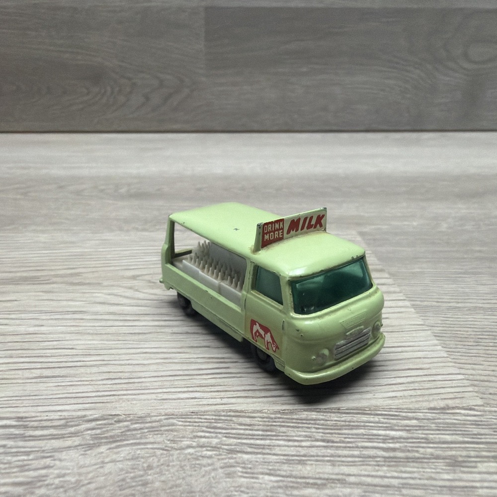 Vintage Lesley Matchbox No. 21 Commer Bottle Float Die-Cast Milk‎ Delivery Truck